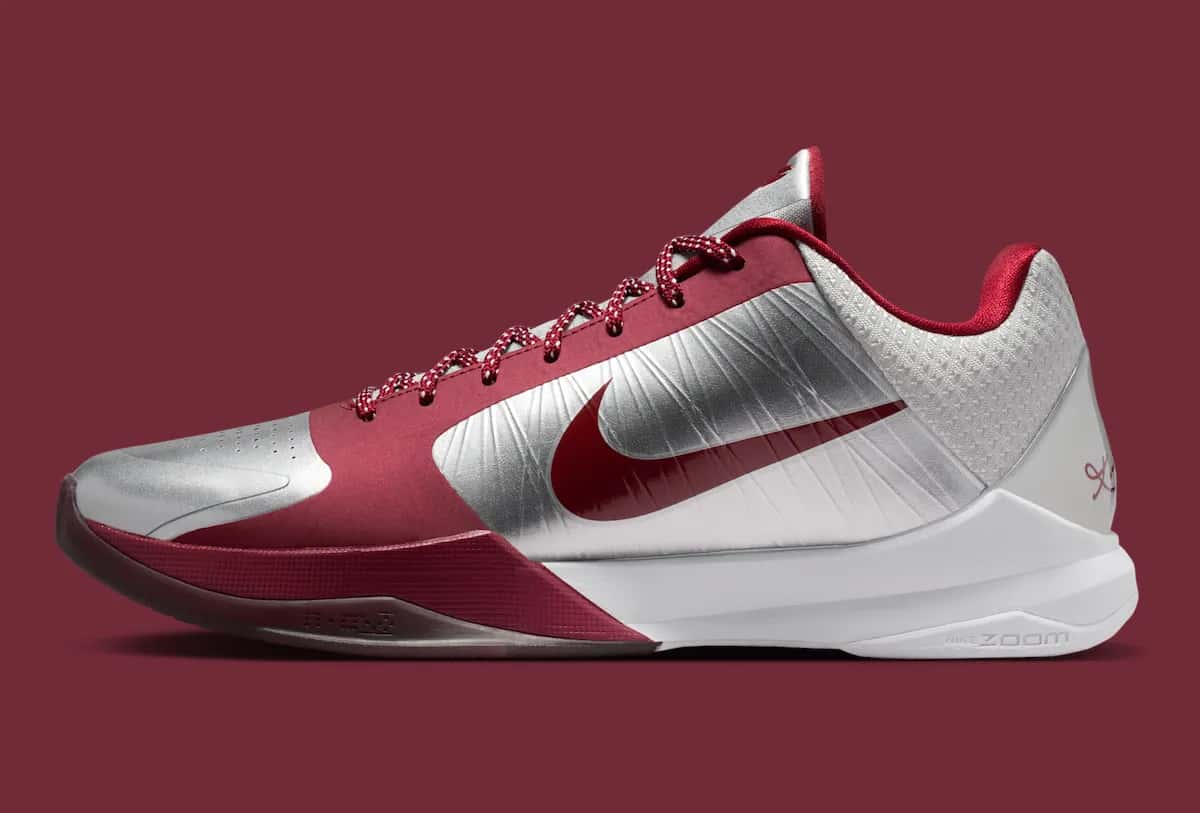 Nike Kobe 5 Protro Lower Merion Aces en colorway Metallic Silver/Team Red/White