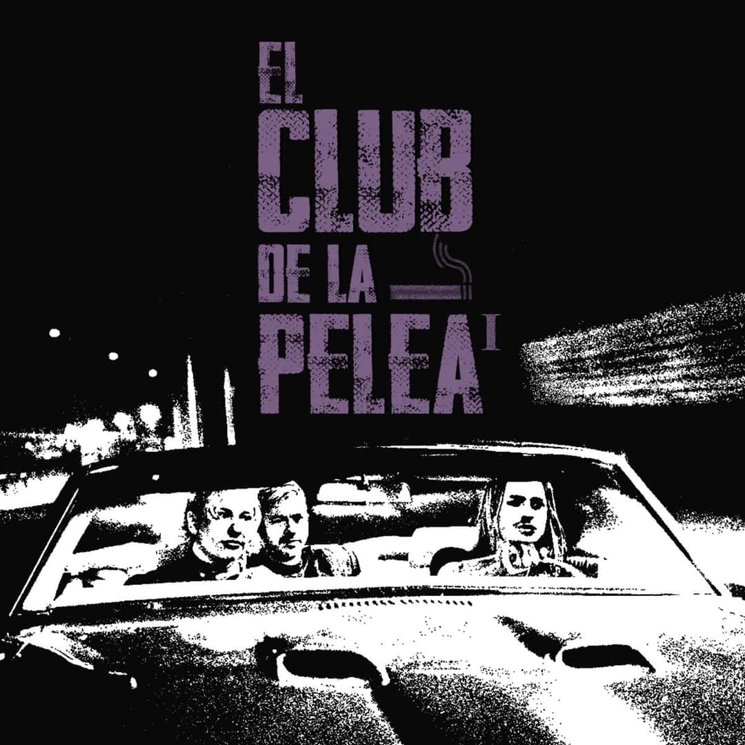 Portada de «El club de la pelea I», de Airbag: tres personas dentro de un auto, en blanco y negro, con el título en letras violetas