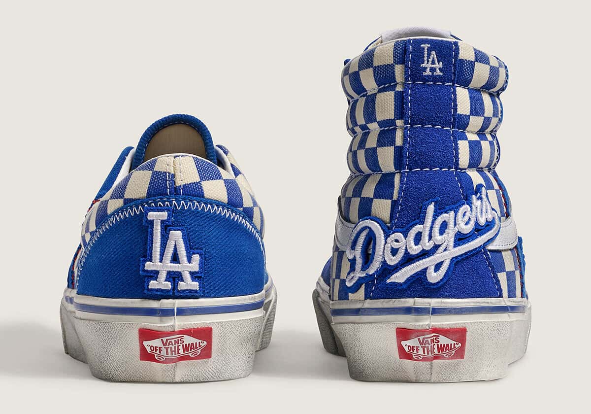 Talones del Vans Skate Era y el Sk8-Hi Los Angeles Dodgers en azul con damero, con el logo LA bordado en el Era y un parche Dodgers en el Sk8-Hi